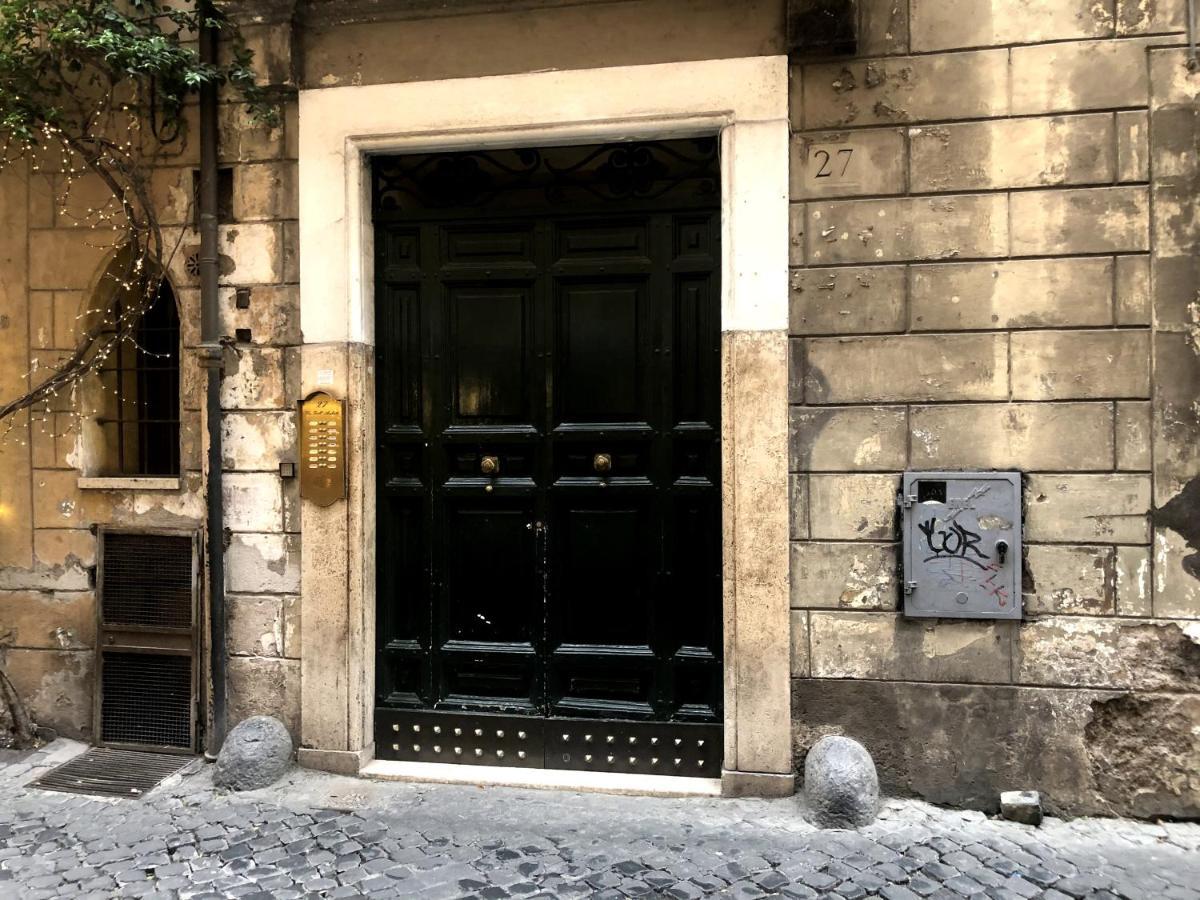 Apartment Near Trevi Fountain Rom